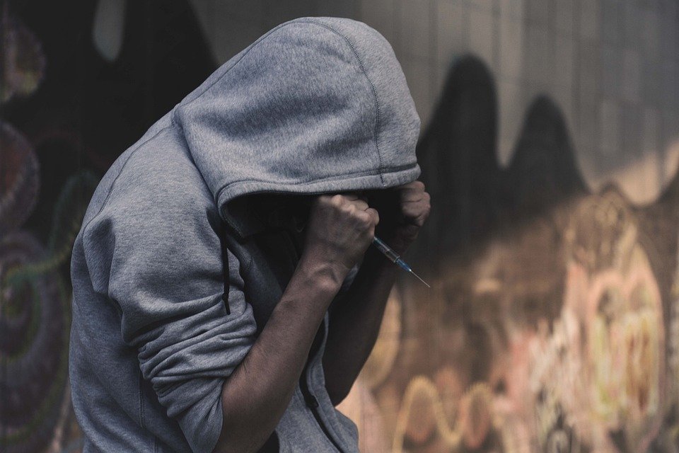 Combate às Drogas: Sua Família e Comunidade
